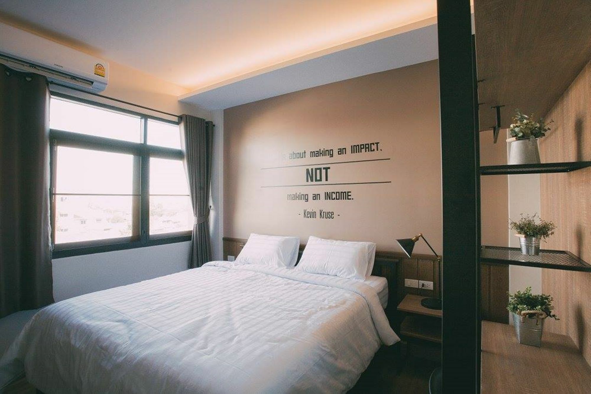 Baan Noppadol Aparthotel Банкок Екстериор снимка